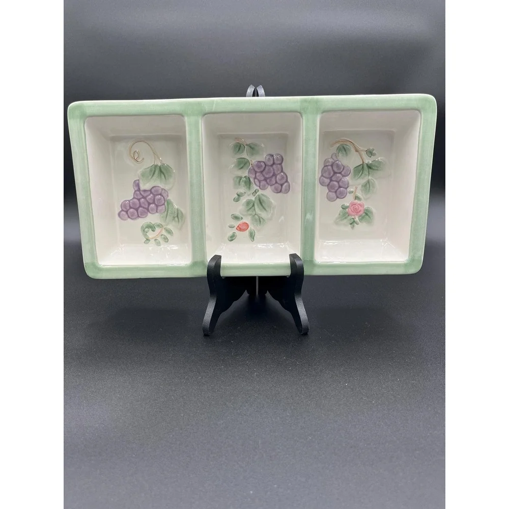 Vintage Pfaltzgraff Grapevine Divided Relish Tray